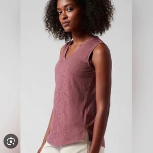 Athleta Essential V Neck Tank Camisole Cool Size Large